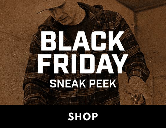 A man wearing a Carhartt shirt jac