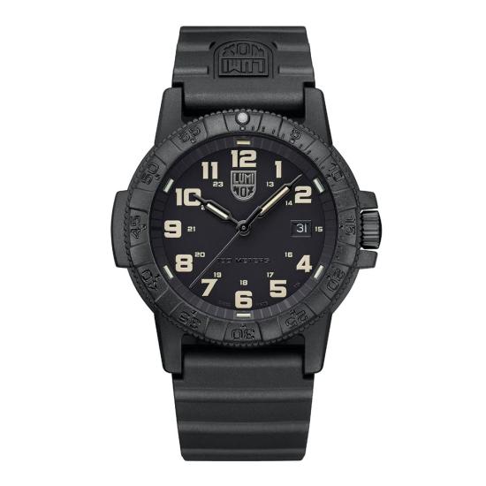 Color Not Applicable Luminox 0330 Front View